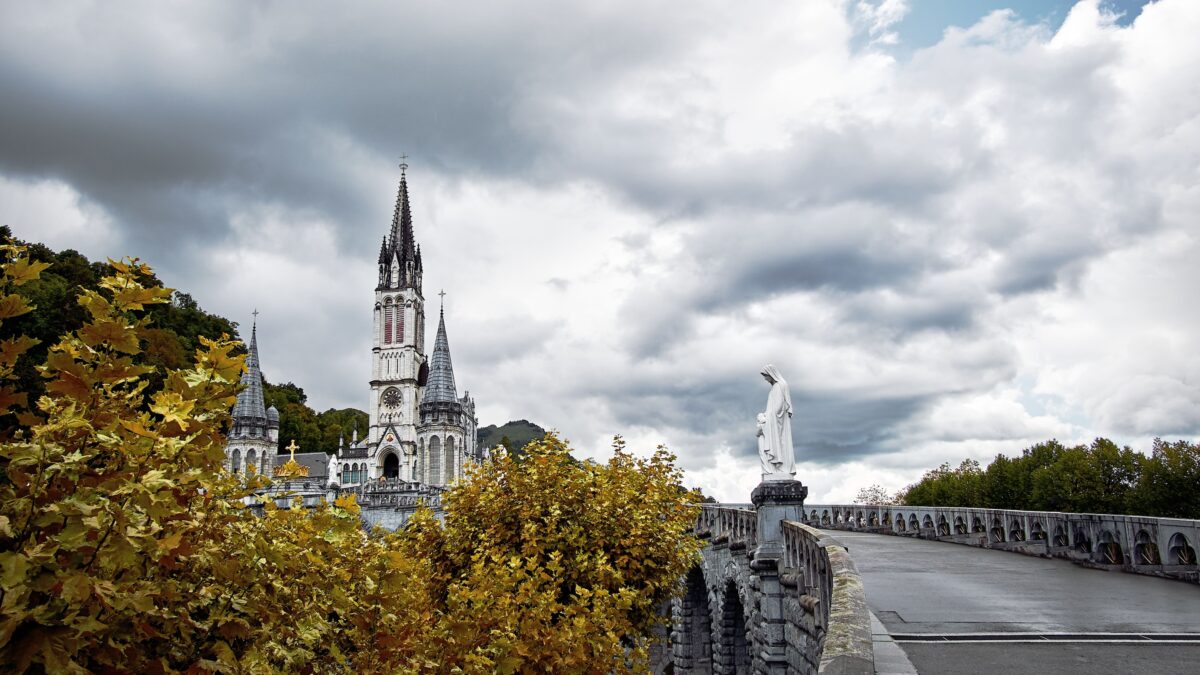 santuário de Nossa senhora de Lourdes